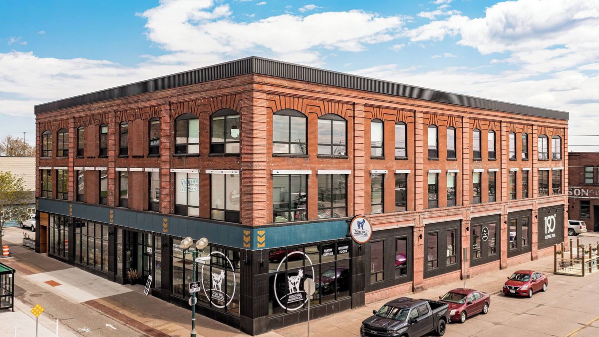 Duluth Apartment | Modern Apt w/Gym, Elevator, Coffee Shop | 205