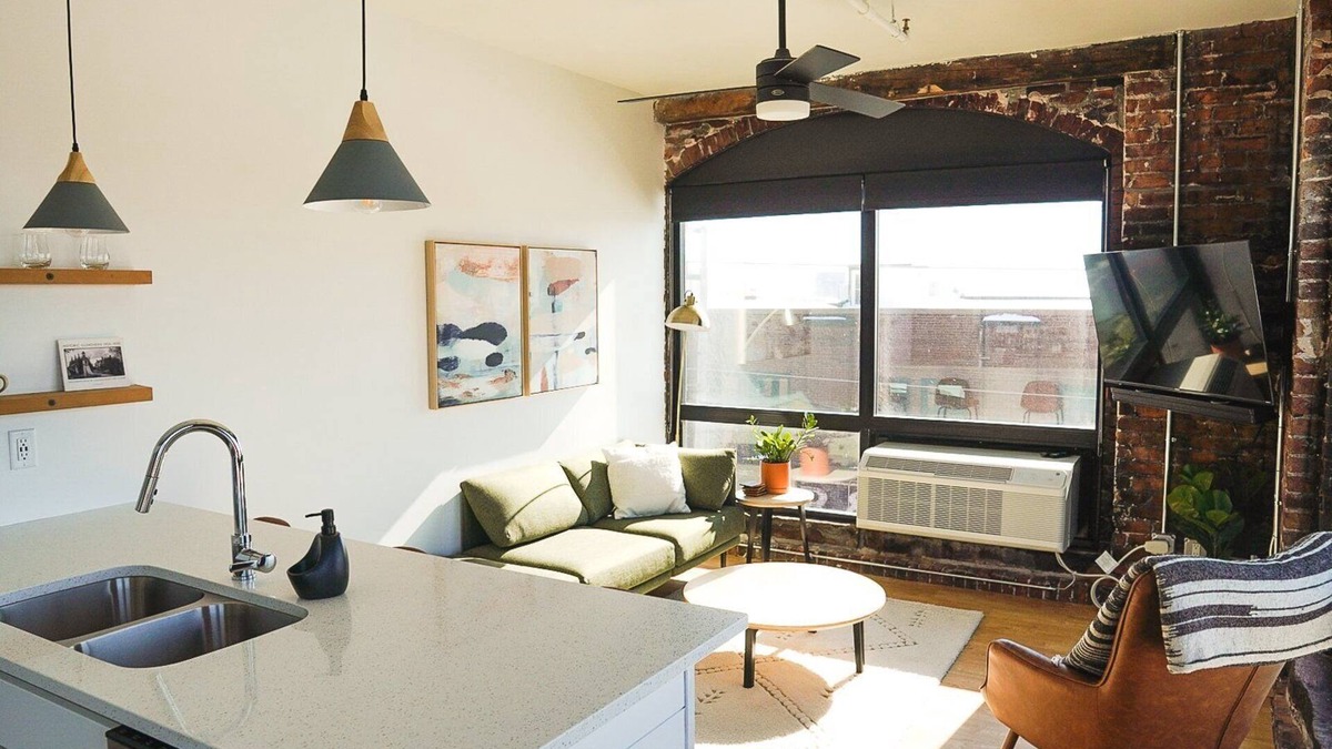 Duluth Apartment | Modern Apt w/Gym, Elevator, Coffee Shop | 307