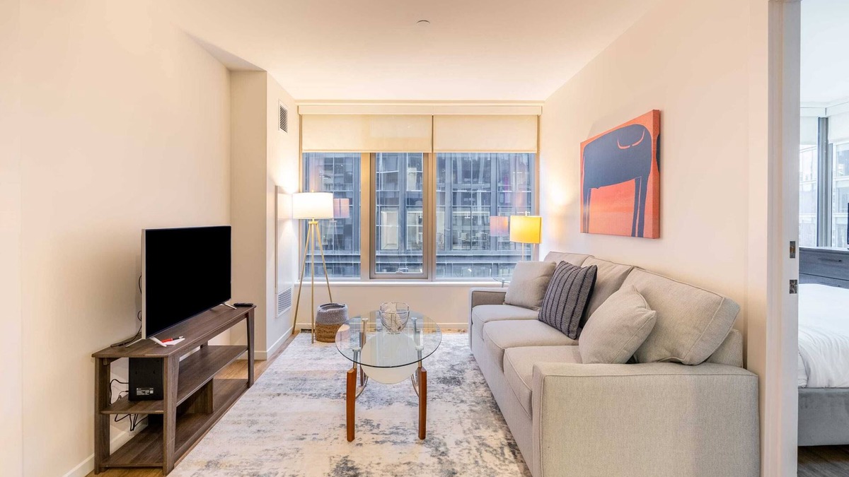 Seaport District Apartment | Modern Apt with Gym Near Restaurants