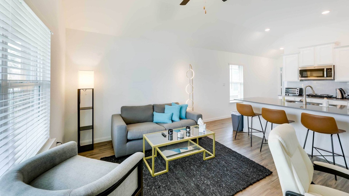 Manchaca House | Modern Austin Vacation Rental: 13 Mi to Downtown!