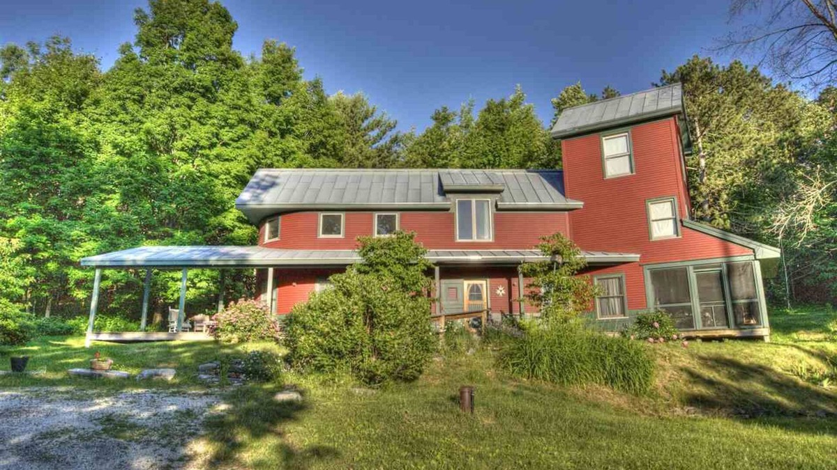 Brandon House | Modern Barn home near 5 Ski Areas