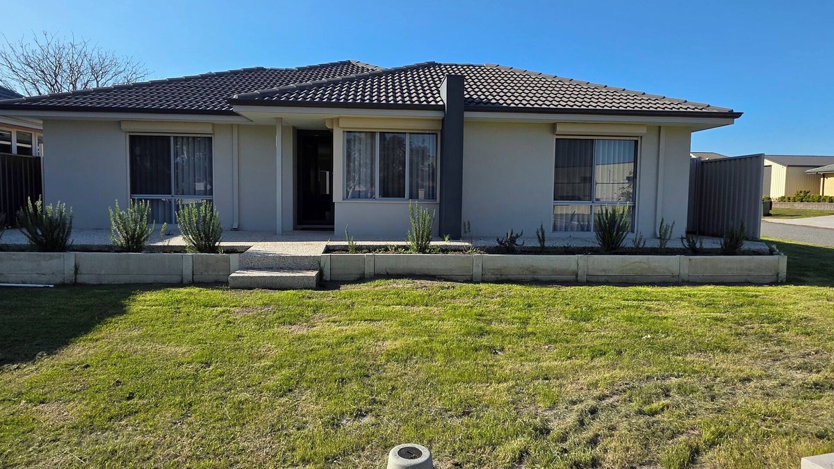 Bassendean House | Modern Bassendean Abode