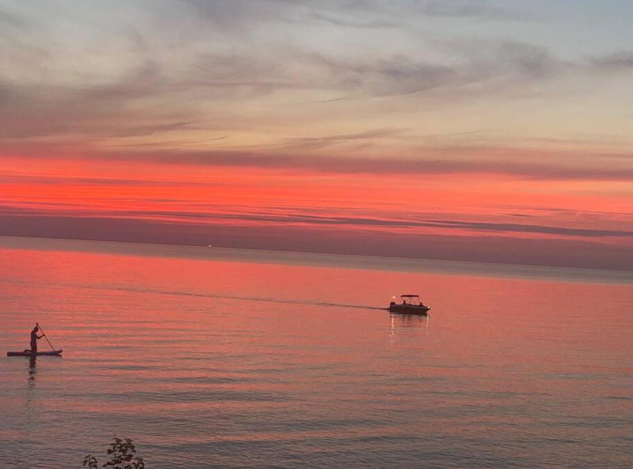 Brights Grove House | Modern Beach House long stay discounts