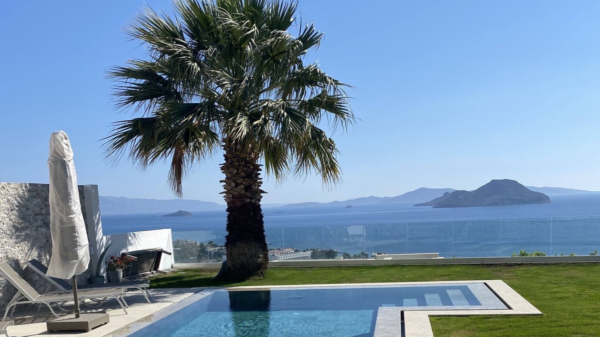 Bodrum City Center Villa | Modern Bodrum Villa Amazing view pool and Garden