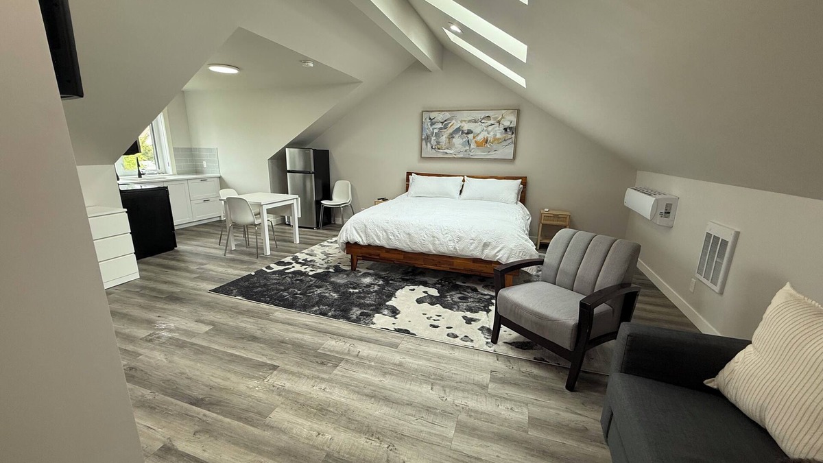 Red Deer Apartment | Modern brand new loft suite