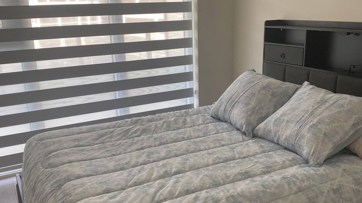 Vaughan Apartment | 🛏️ Modern 📸 Bright, Private Room with Ensuite – 2 Min Walk to Vaughan Mills!