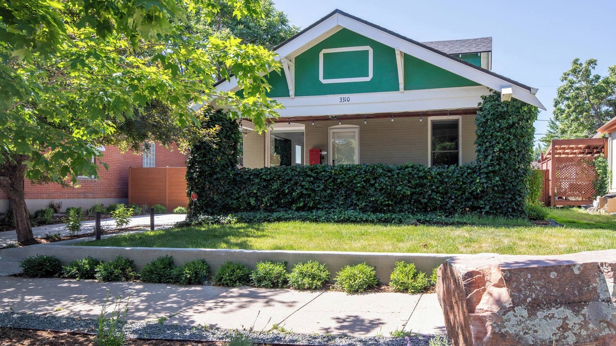 West Highland House | Modern Bungalow 3-bedroom with Cold Plunge in West Highland, Denver