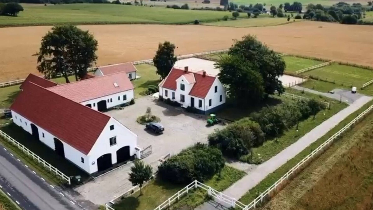 Listarum House | Modern Bungalow close to everything with high rating