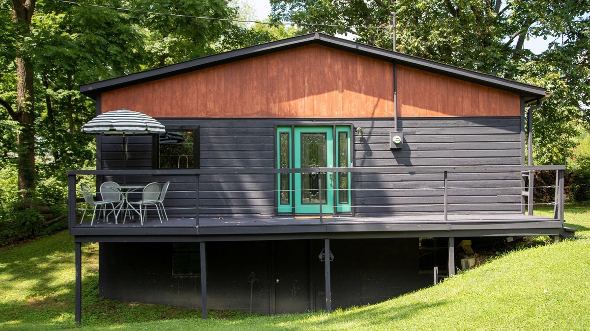 Plainfield House | Modern Bungalow- Near Airport/Indianapolis