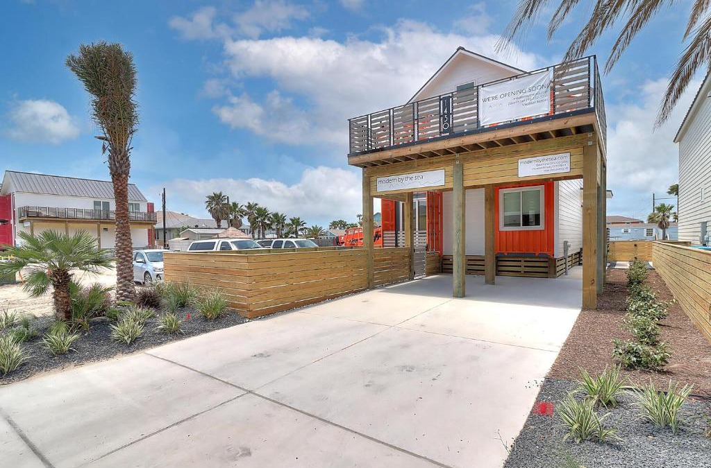 Shibui Sands House | Modern by the Sea Orange ES1430