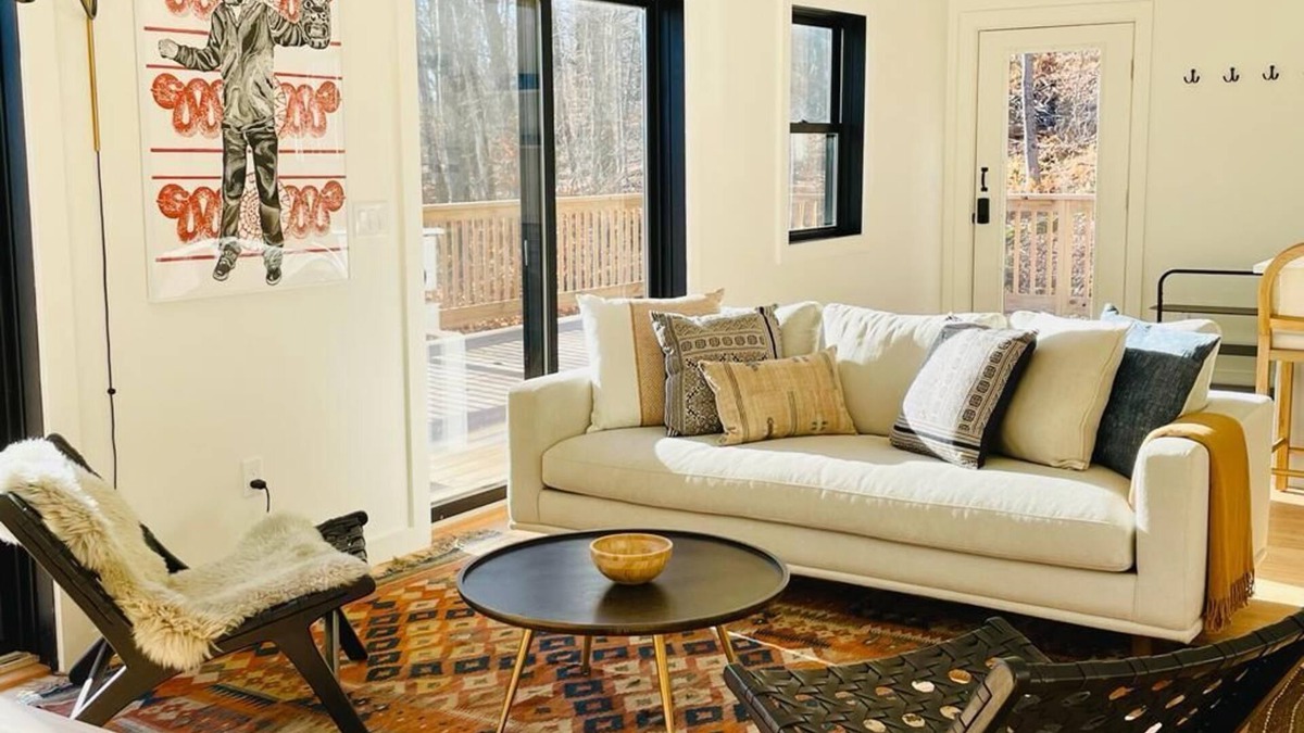 Livingston Manor House | Modern Cabin in the Woods