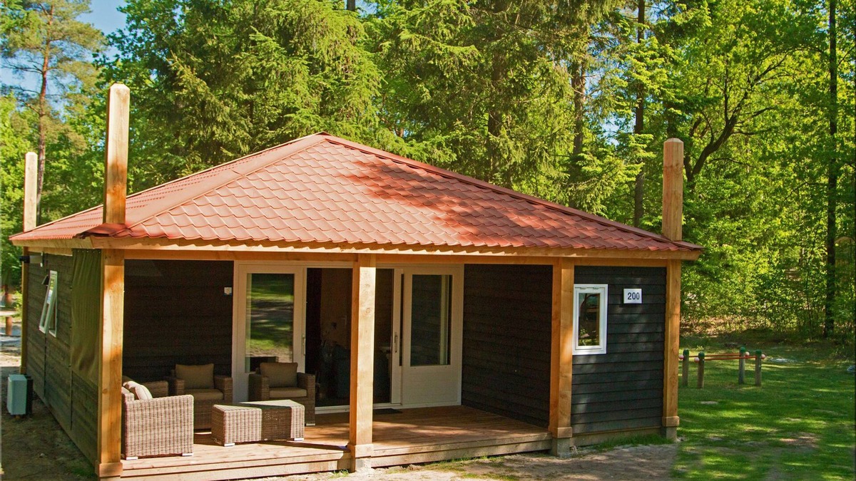 Dwingeloo House | Modern Cabin-Style Bungalow