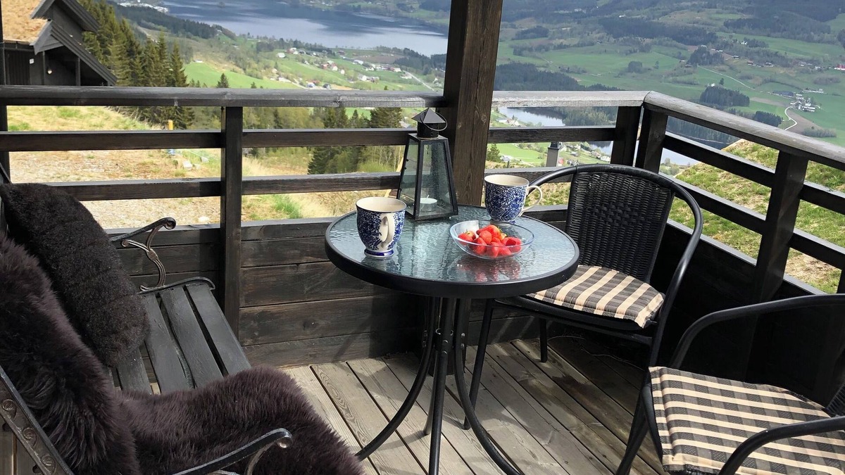 Voss Apartment | Modern Cabin @Voss, 3 bedr 2 baths 7 beds Sauna Covered balcony + terracen