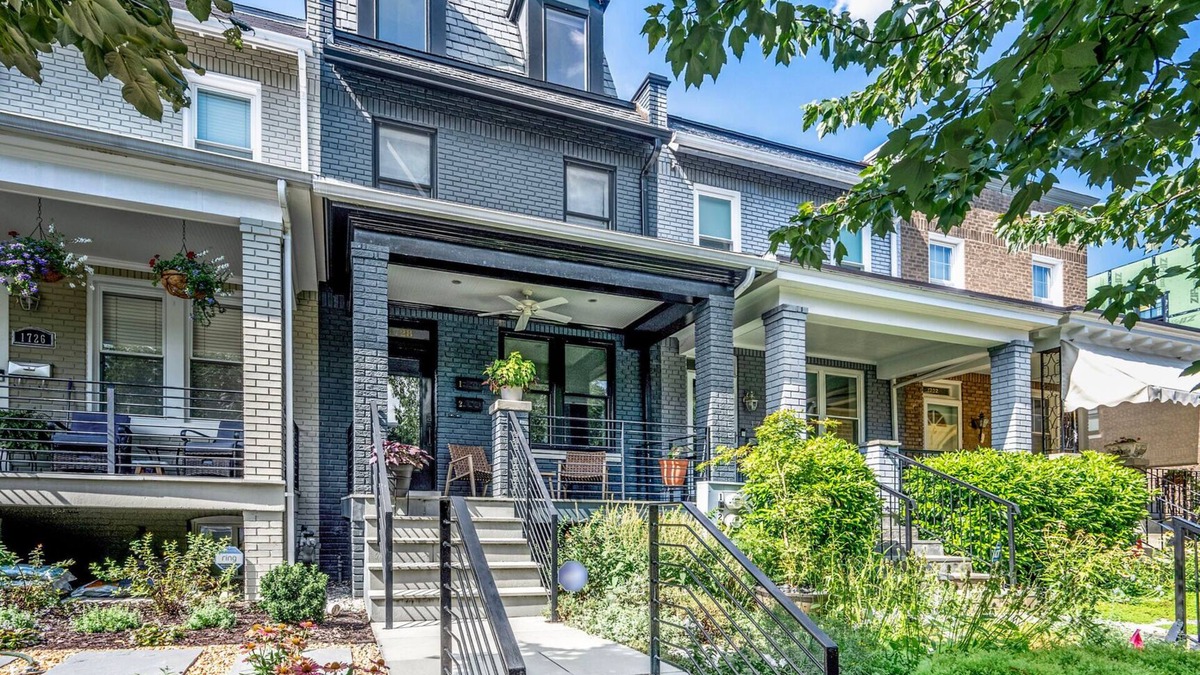 Hill East Condo | Modern Capitol Hill Stay-5 Min Walk to Metro & Eats