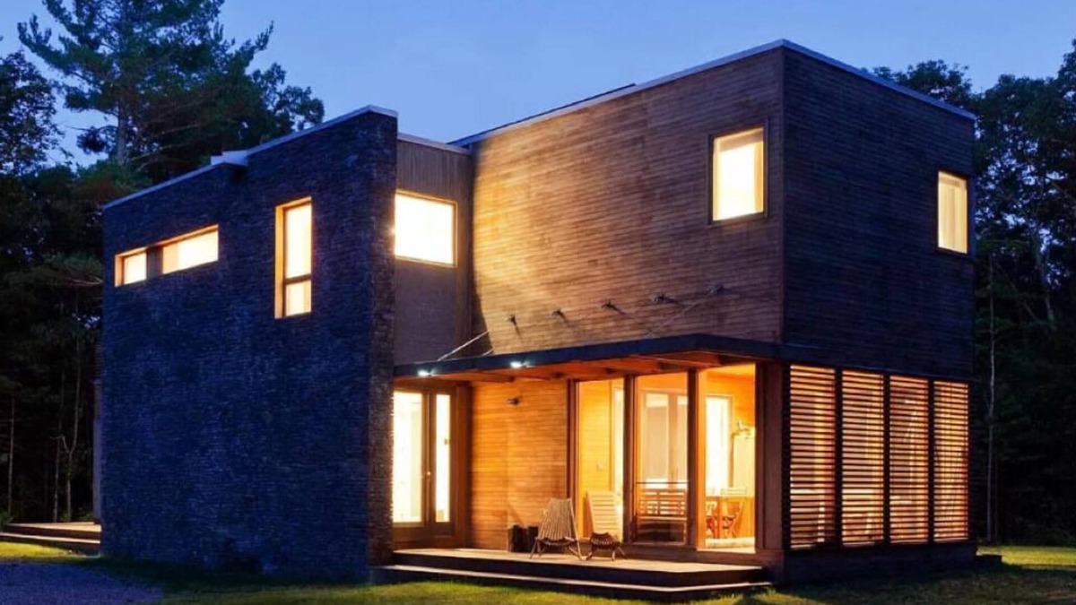 Palenville House | Modern Catskill Hideaway w/sauna, 2 fireplaces. Mins to Hunter, HITS, and Hiking