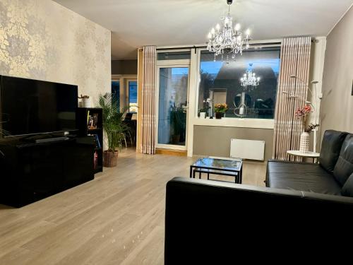 Trondheim Apartment | Modern Central 90 sqm Apartment free parking