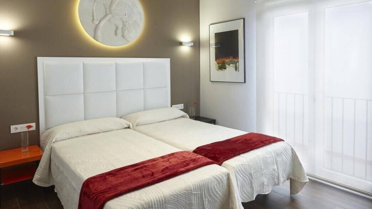 Centro - Sagrario Apartment | Modern, centrally located and with free car park