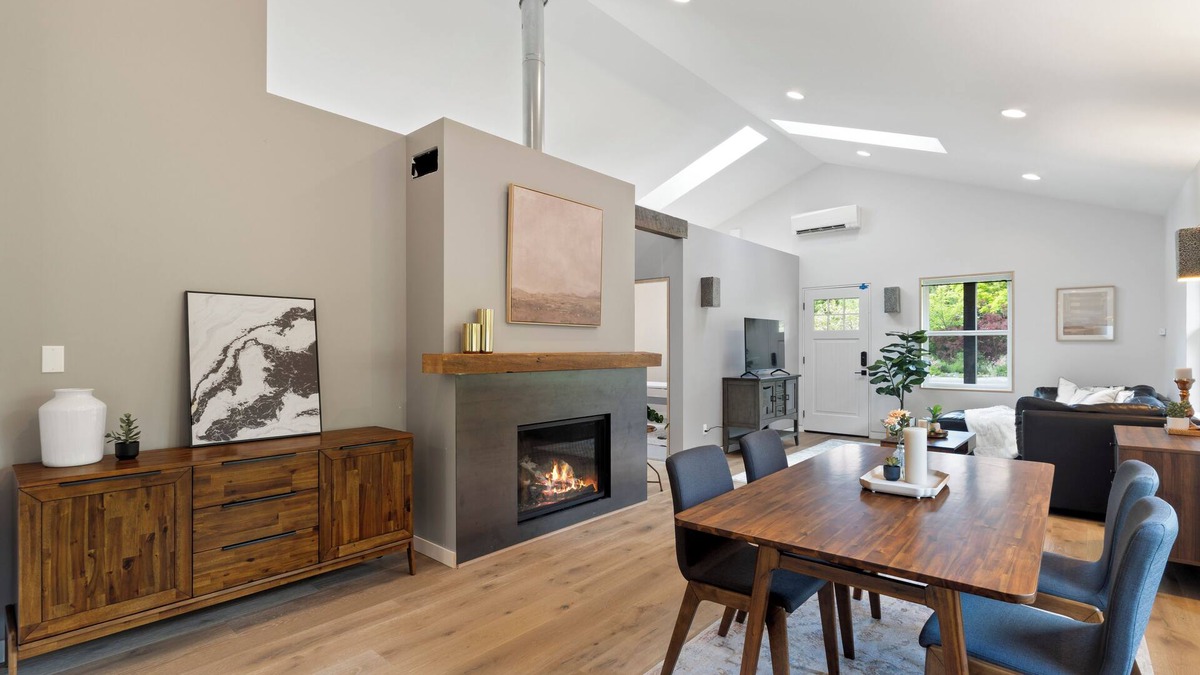 Edgemoor House | Modern Chuckanut Village 3-bed House with Office, Just Steps to Water & Trails