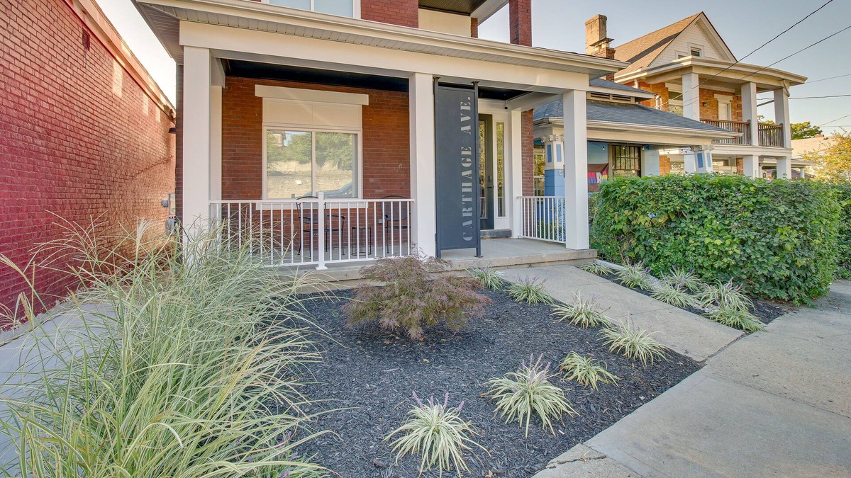 Norwood Apartment | Modern Cincinnati Studio ~ 8 Mi to Findlay Market!