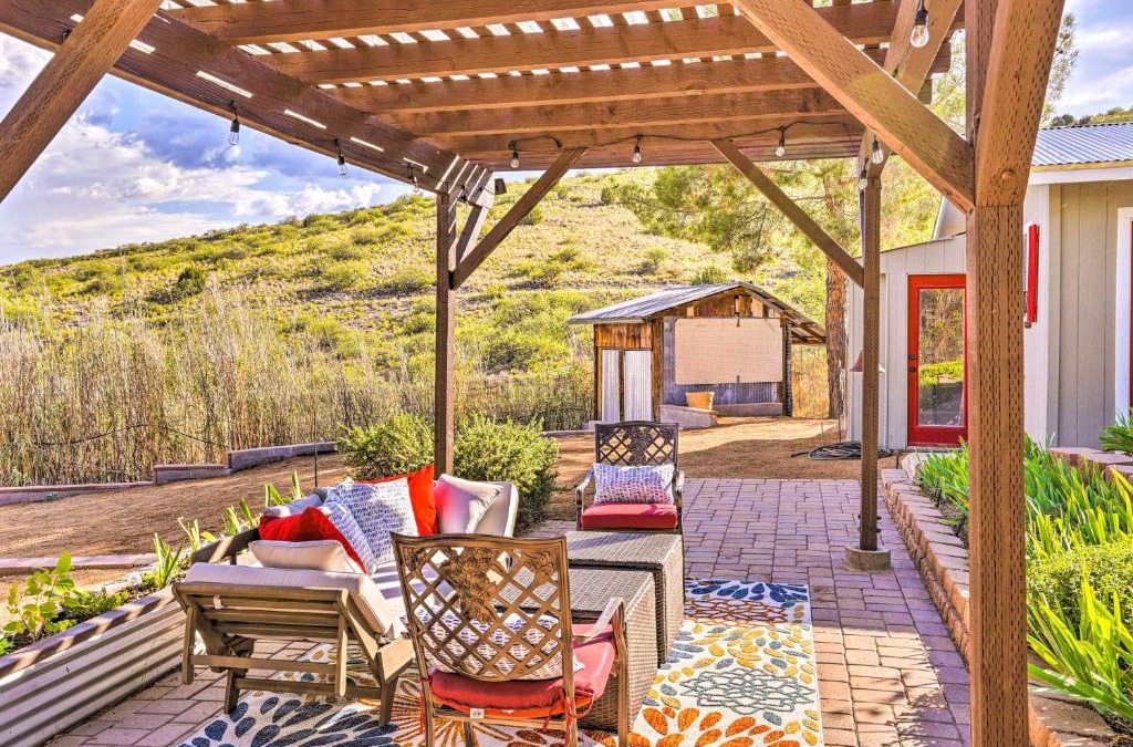 Clarkdale House | Modern Clarkdale Tiny Home on Mingus Mountain