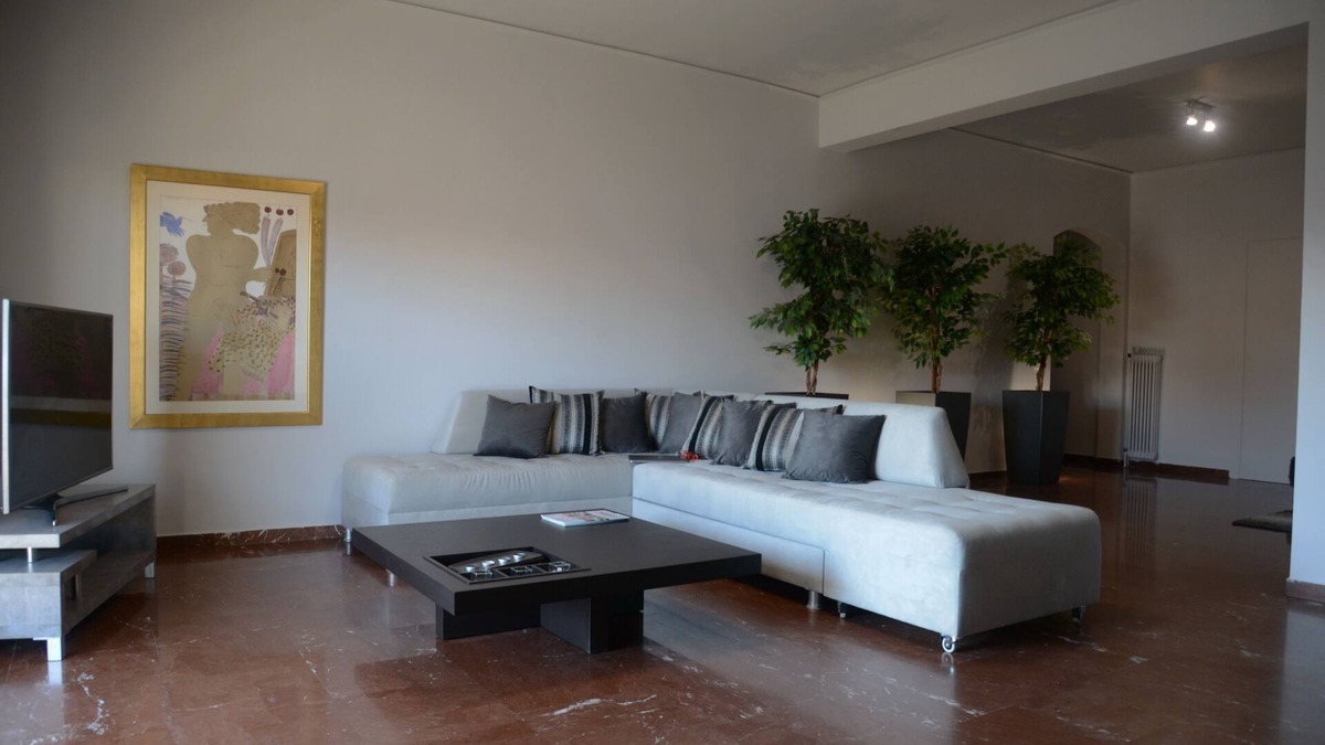 Glyfada Apartment | Modern & Classy Central Apartment