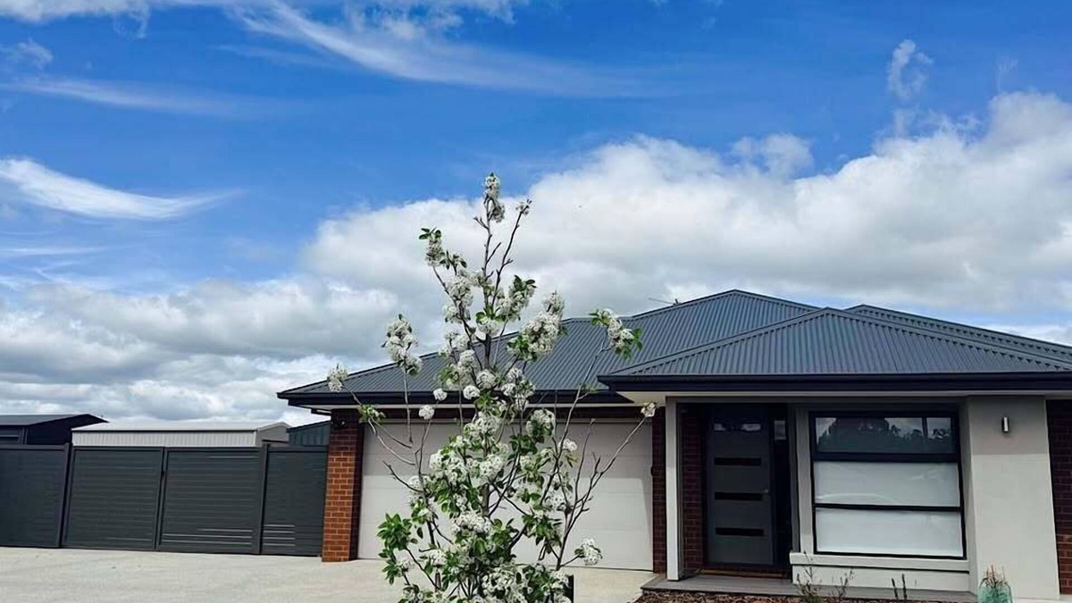 Nagambie House | Modern Comfort in the Heart of Nagambie