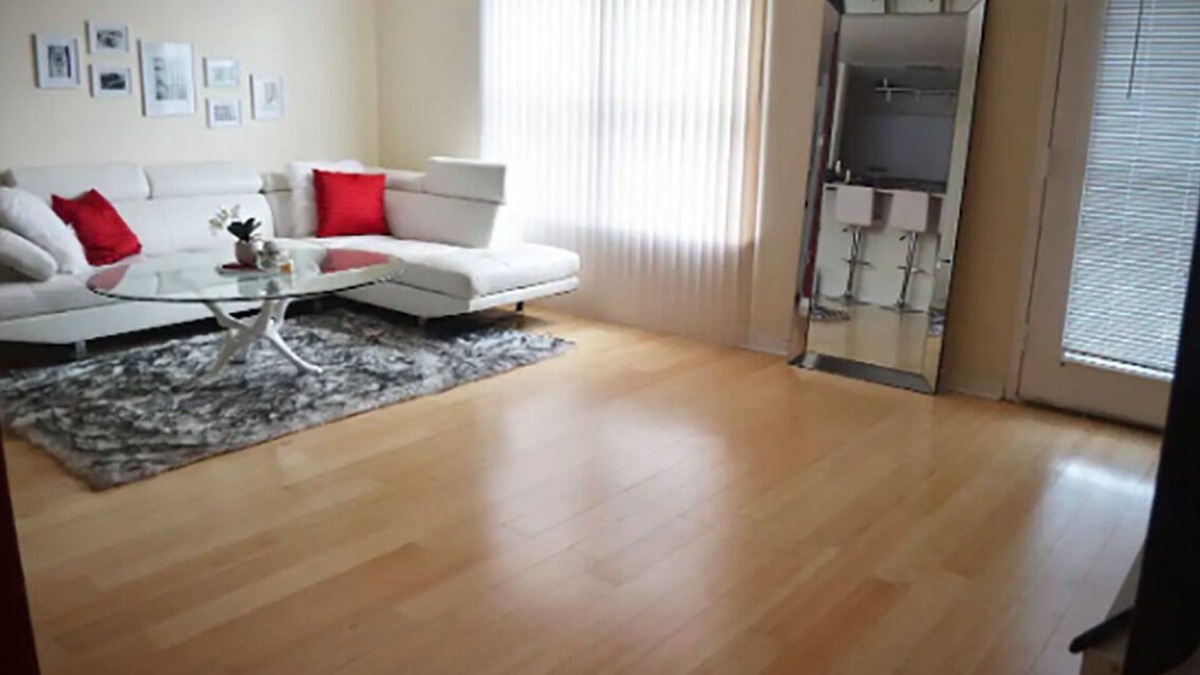 Woodstock Condo | Modern Comfort Stay w/Patio 7 mins to Manhattan