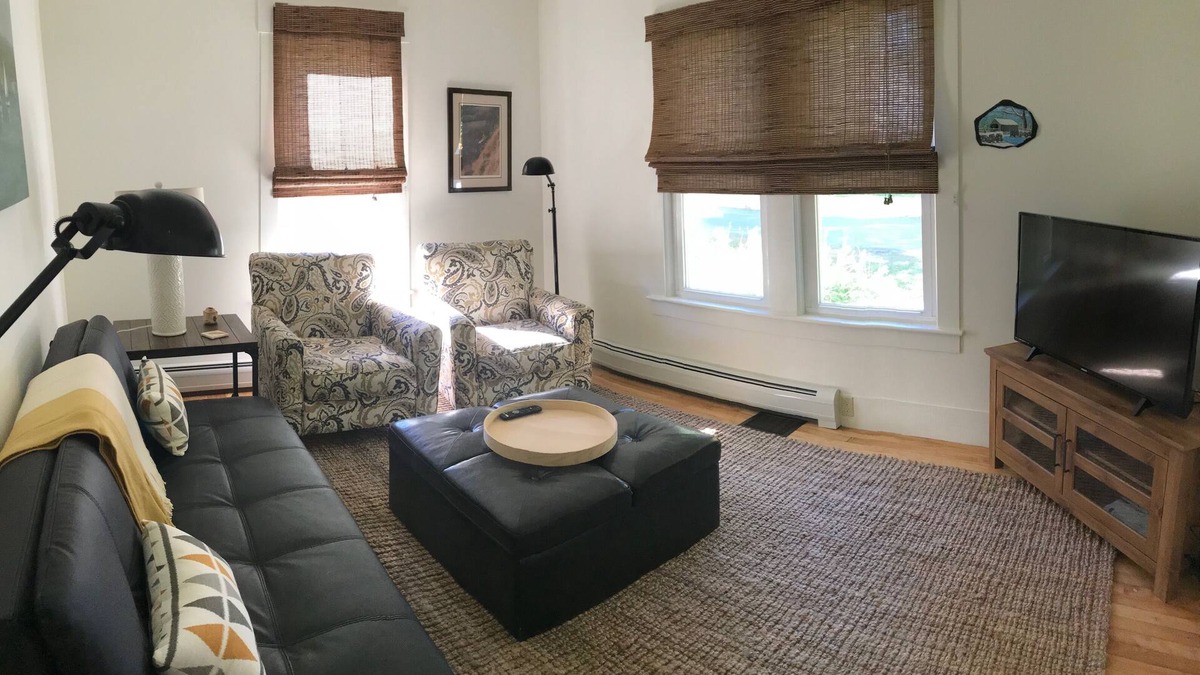 Monson House | Modern comforts and conveniently located in-town Monson by Lake Hebron, cheers!