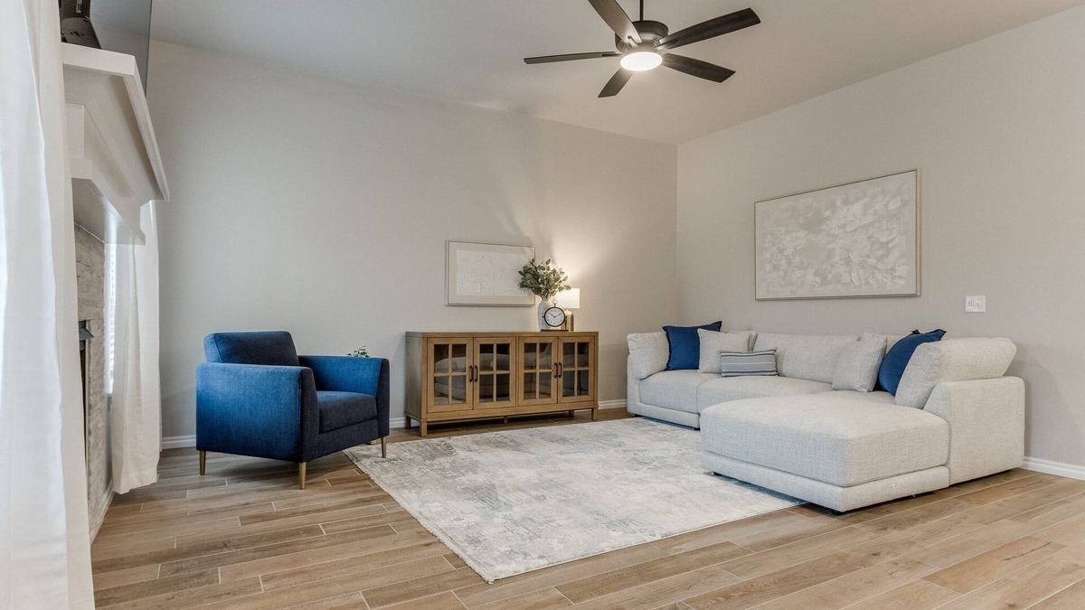 Wheatland House | Modern Comforts Await on Scissortail!