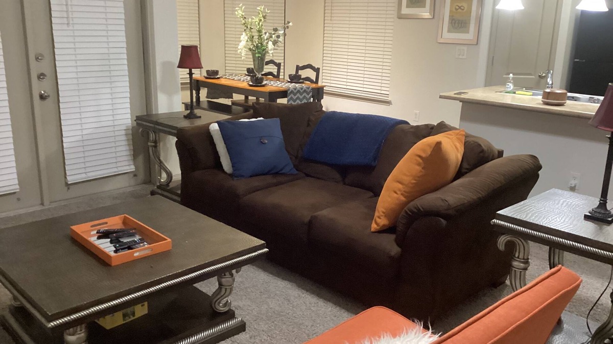 Webster Apartment | Modern & Comfy Corporate Housing