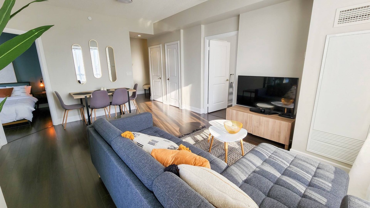 Islington - City Centre West Condo | Modern Condo (2BD+2BATH), Free Parking