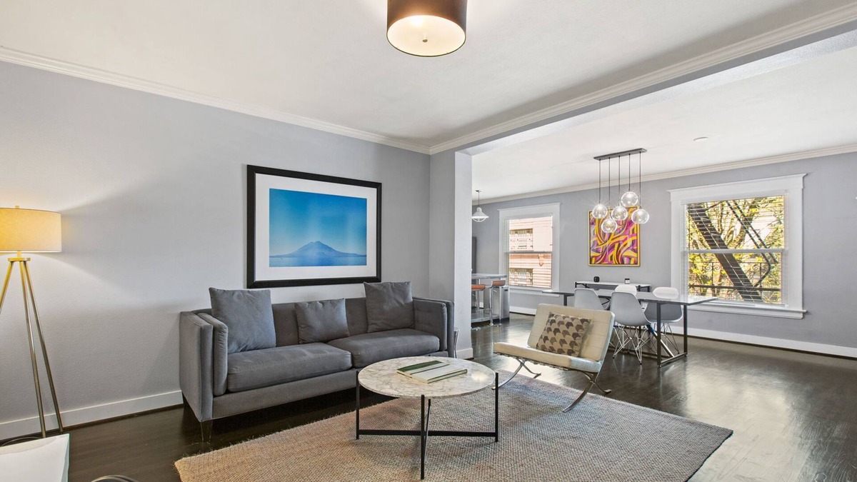 Downtown Portland Condo | Modern condo in heart of downtown