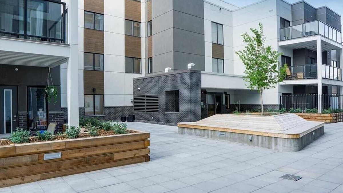 Crescent Heights Condo | Modern Condo in the Heart of Calgary