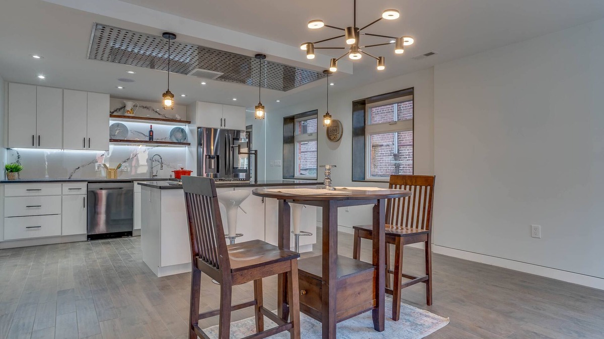 Truxton Circle Condo | Modern Condo in the Heart of D.C