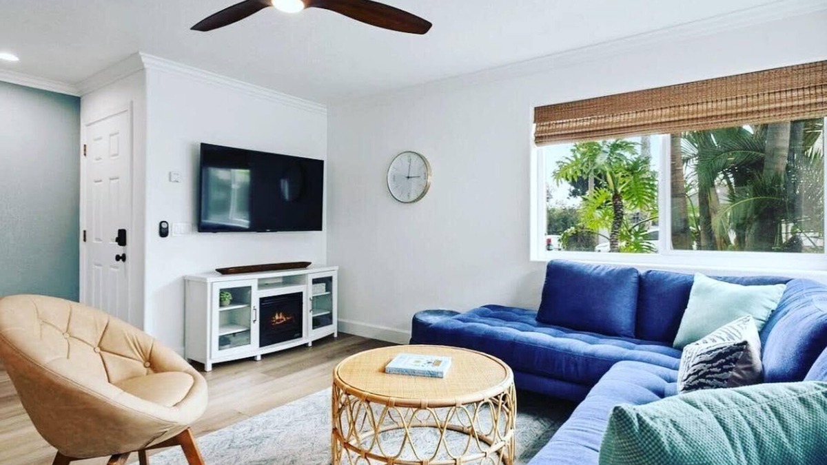 South Oceanside Condo | Modern Condo w/AC, 1 BLOCK FROM OCEAN