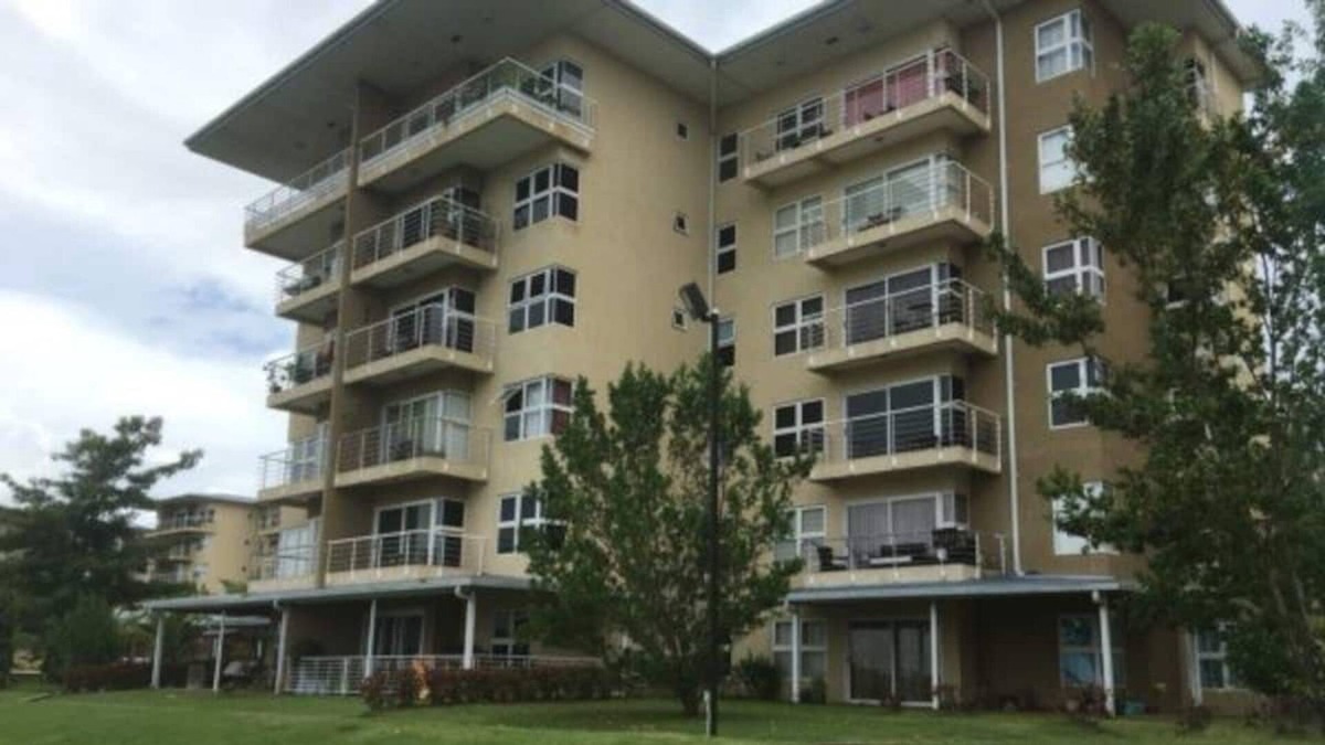 Claxton Bay Condo | Modern condominium