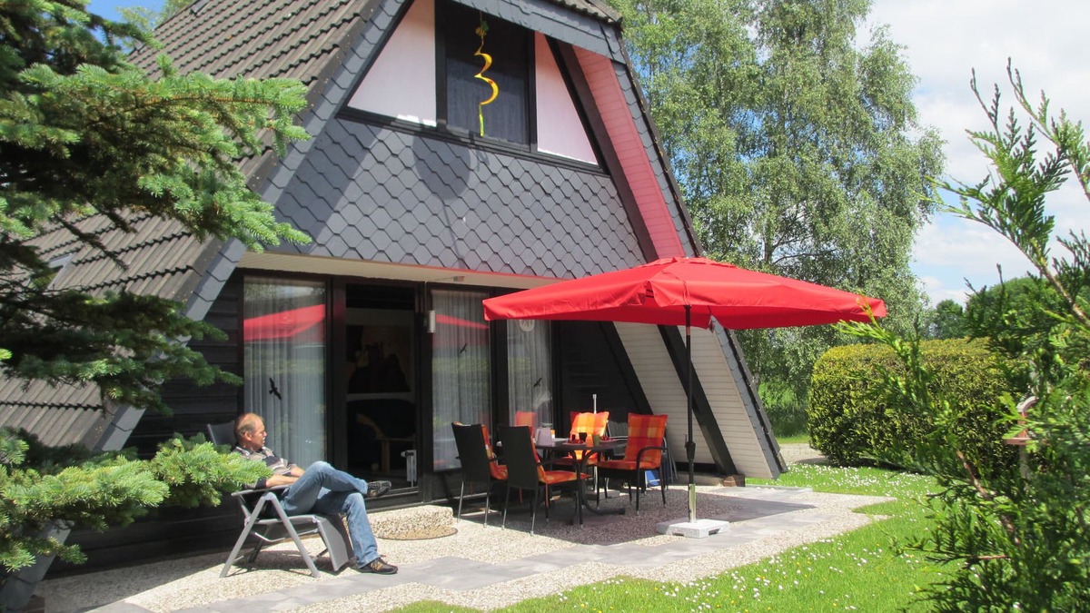 Nordseebad Burhave House | Modern country house furnishings, idyllic location, no energy costs, wifi