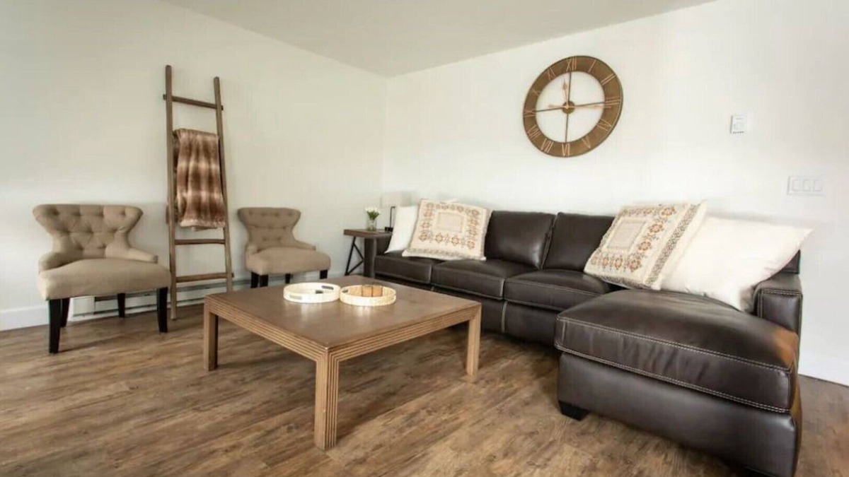 Caroline House | MODERN Country Retreat! 6 miles to Ithaca & hiking