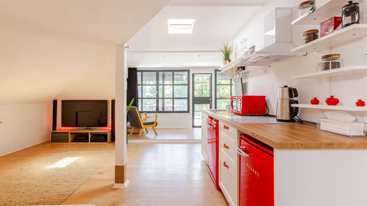 Bebek Apartment | Modern Couples Attic apt w/terrace near coffeeshop