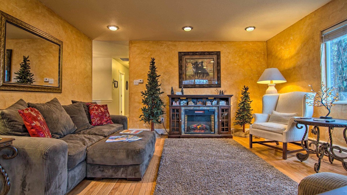 Creighton House | Modern Creekside Home: 9 Mi to Downtown Denver