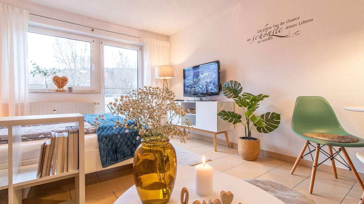Schwarzenberg/Erzgeb. Apartment | Modern Apartment I Balcony I Free Parking I WLAN