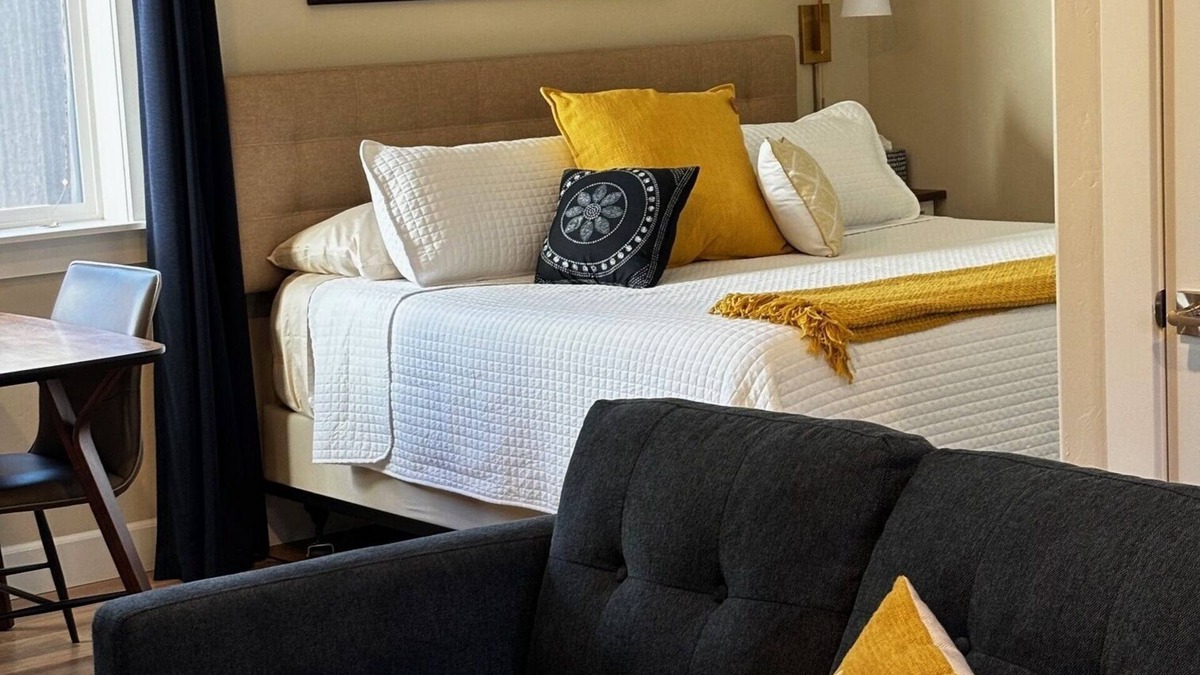 Garden District Apartment | Modern Downtown CDA “Base Camp” Studio - perfect for your CDA Adventure Retreat