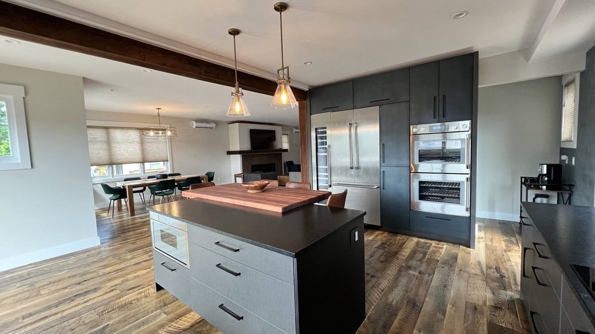 Whittier House | Modern Downtown Stunner