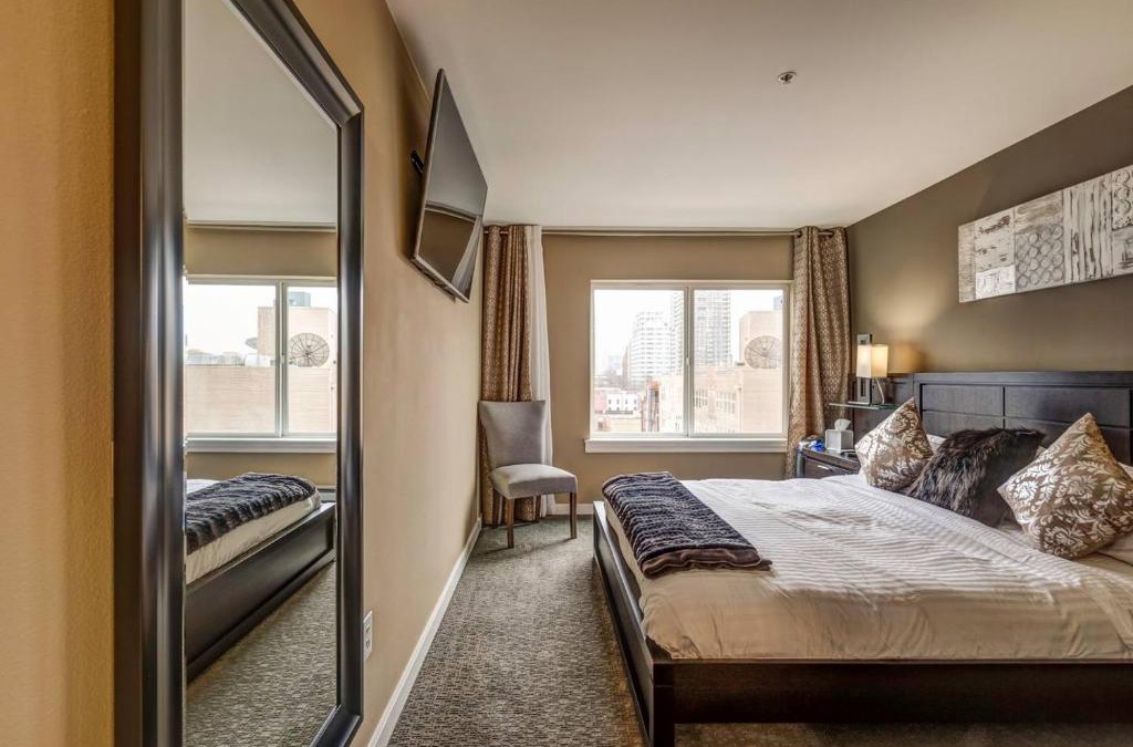 Belltown Apartment | Modern Downtown Top Floor Penthouse With Bay Views