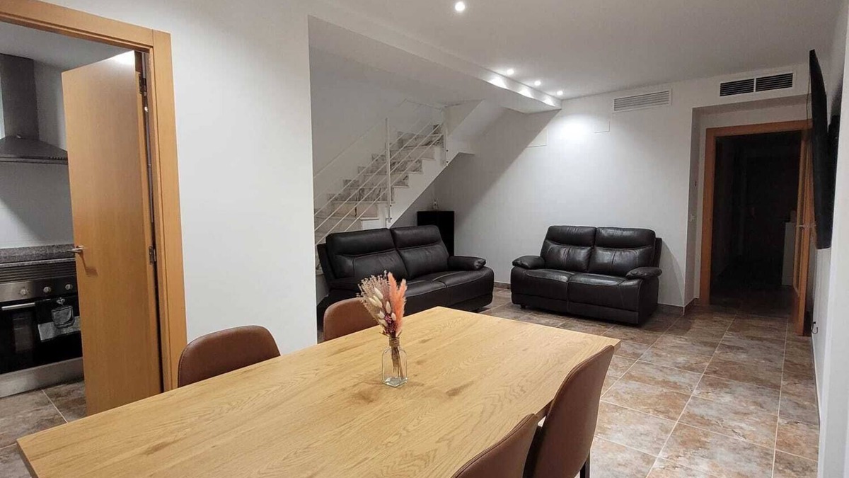 Ulldecona Condo | Modern Duplex 2 Terraces Private Underground Parking Perfect for Remote Workers