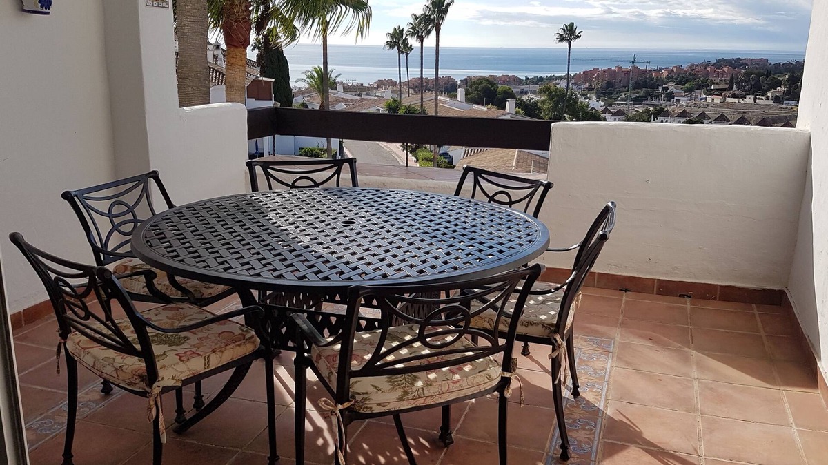 Castillo de Sabinillas Apartment | Modern Duquesa 2 Bed,Outstanding view of sea/golf