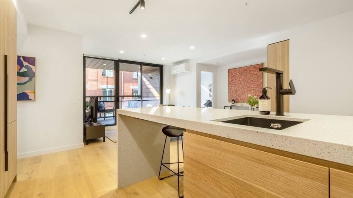 Windsor Apartment | Modern Elegance meets Comfort!
