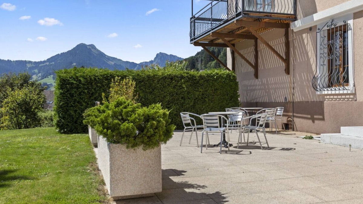Chateau-d'Oex Apartment | Modern, elegant apartment in Château d'Oex
