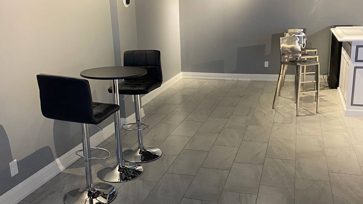 Brampton Apartment | MODERN EVENT SPACE