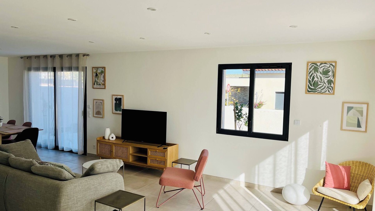 La Palme House | Modern family home, close to beaches and garrigue